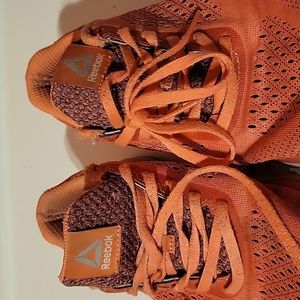 Womens Reebok athletic shoes sneakers size 7.5 coral/orange pink color